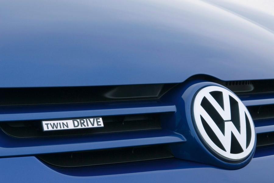  Volkswagen Golf Twin Drive 2008 года  (фото 5 из 12)